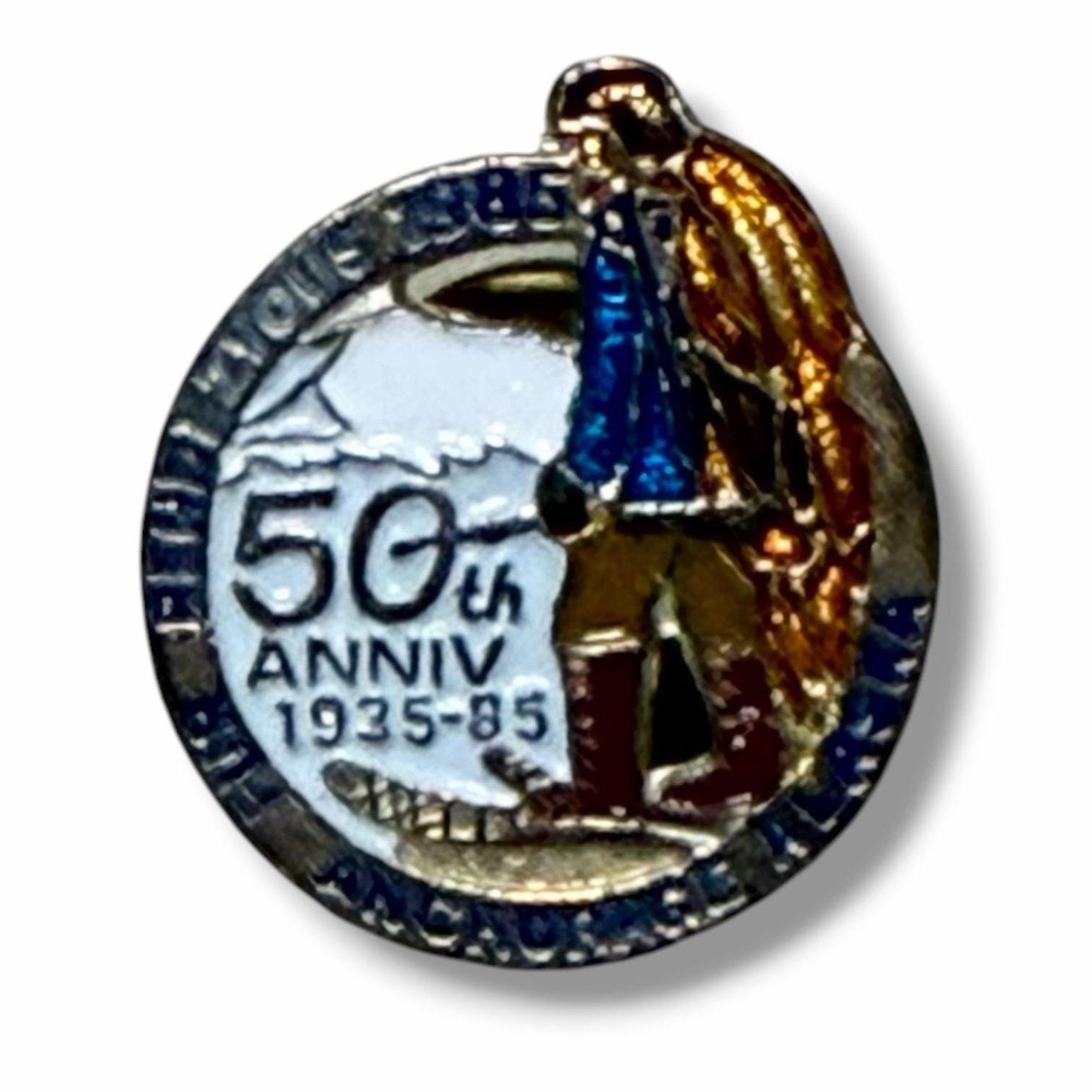 Fur Rendezvous 50th Anniversary 1935-85 Anchorage Alaska Commemorative Pin F31